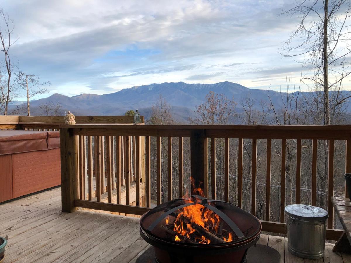 Love Nest Chalet Gatlinburg Exterior photo