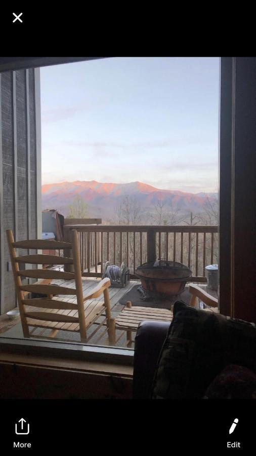 Love Nest Chalet Gatlinburg Exterior photo